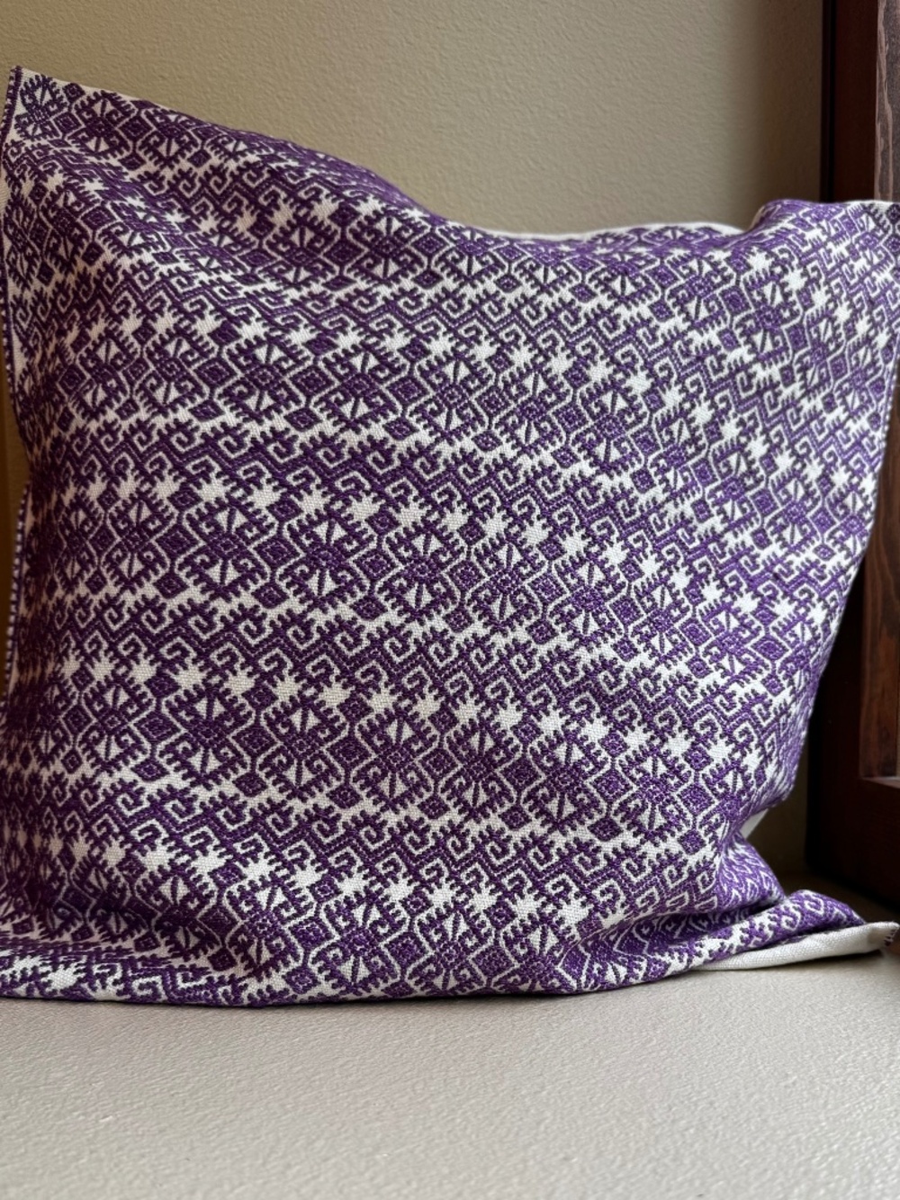 Hand-loomed pillow covers from Mexico: PURPLE / LILAC